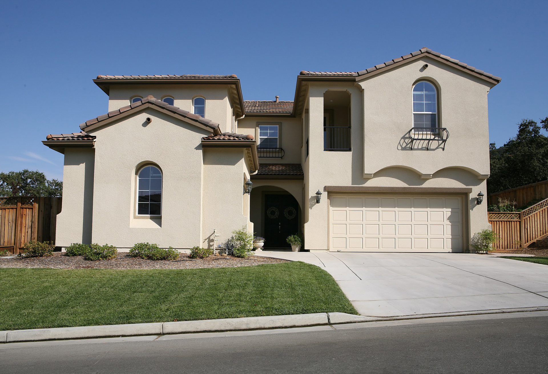 Stucco home exterior in Pueblo Colorado